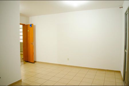 Sala de apartamento para alugar com 2 quartos, 63m² em Vila Viana, Goiânia
