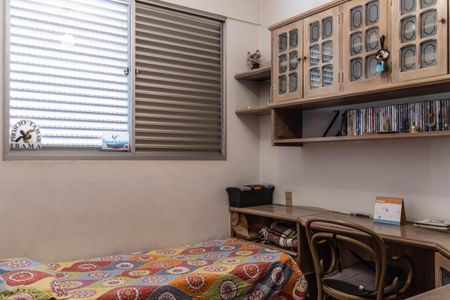 Apartamento para alugar com 120m², 3 quartos e 2 vagasQuarto 2