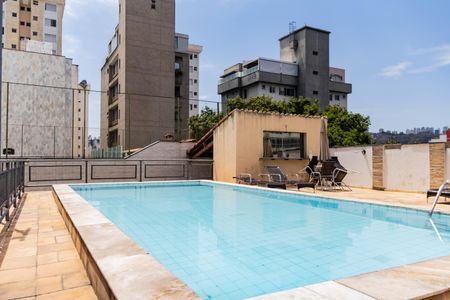 Apartamento para alugar com 120m², 3 quartos e 2 vagasÁrea comum - Piscina