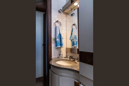 Apartamento para alugar com 120m², 3 quartos e 2 vagasBanheiro Social