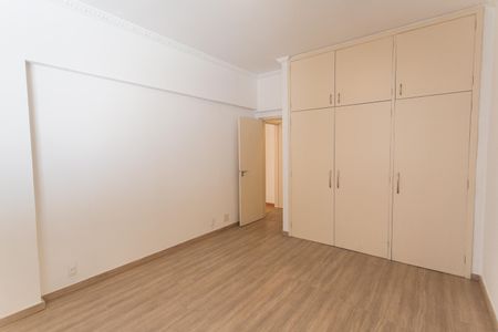 Apartamento para alugar com 150m², 5 quartos e 1 vagaSuíte