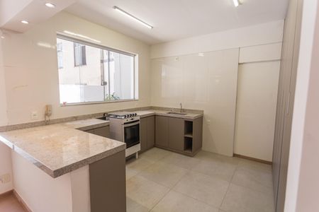 Apartamento para alugar com 150m², 5 quartos e 1 vagaCozinha/Área de Serviço