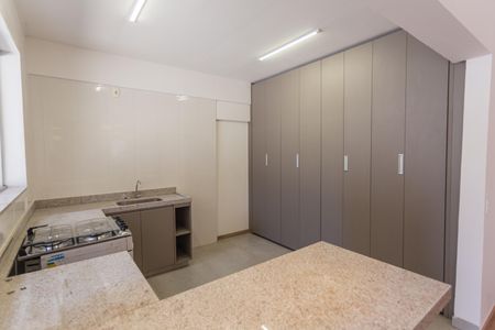 Apartamento para alugar com 150m², 5 quartos e 1 vagaCozinha/Área de Serviço