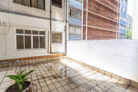 Área Privativa na Sala de apartamento para alugar com 5 quartos, 150m² em Centro, Belo Horizonte