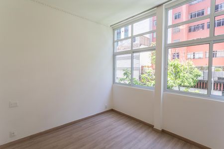 Apartamento para alugar com 150m², 5 quartos e 1 vagaQuarto 4