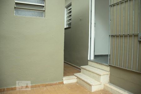 Casa à venda com 200m², 5 quartos e 3 vagasEntrada casa 1