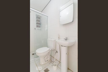 Casa à venda com 200m², 5 quartos e 3 vagasBanheiro casa 2