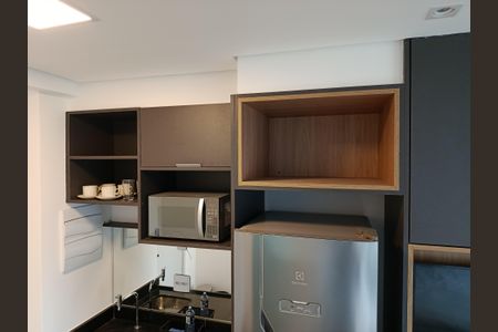 Cozinha de kitnet/studio à venda com 1 quarto, 21m² em Jardim Paulista, São Paulo