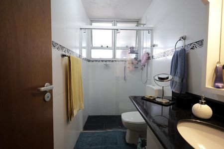 Apartamento à venda com 180m², 3 quartos e 2 vagasBanheiro 2