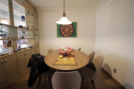 Apartamento à venda com 180m², 3 quartos e 2 vagasSala de Jantar