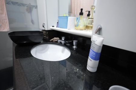 Apartamento à venda com 180m², 3 quartos e 2 vagasBanheiro Suíte