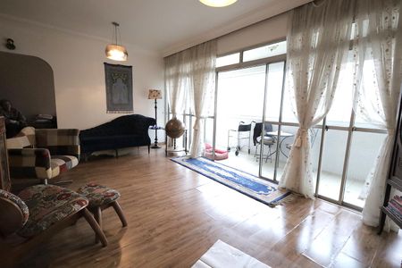 Apartamento à venda com 180m², 3 quartos e 2 vagasSala