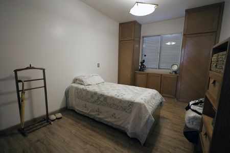 Apartamento à venda com 180m², 3 quartos e 2 vagasQuarto 2