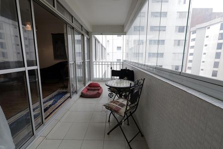 Sacada de apartamento à venda com 3 quartos, 180m² em Vila Bastos, Santo André