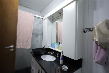 Apartamento à venda com 180m², 3 quartos e 2 vagasBanheiro Suíte