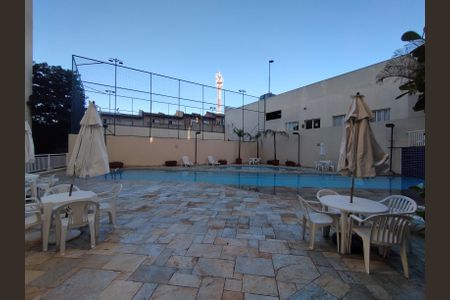 Apartamento para alugar com 69m², 3 quartos e 1 vagaÁrea comum - Piscina