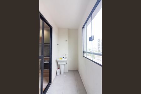 Sacada de apartamento para alugar com 1 quarto, 30m² em Bonfim, Osasco
