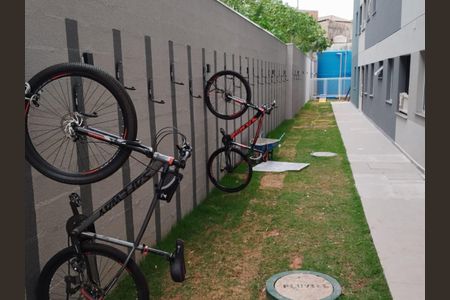 Área comum de kitnet/studio para alugar com 1 quarto, 17m² em Vila Pereira Barreto, São Paulo