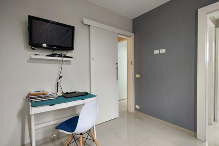 Casa de condomínio para alugar com 200m², 3 quartos e 4 vagasQuarto 2 - Suíte