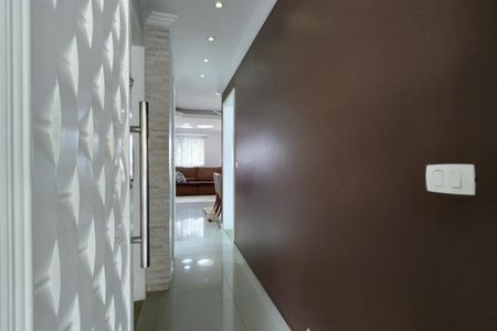 Casa de condomínio para alugar com 200m², 3 quartos e 4 vagasEntrada 