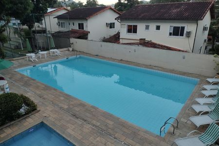 Casa de condomínio para alugar com 200m², 3 quartos e 4 vagasÁrea comum - Piscina