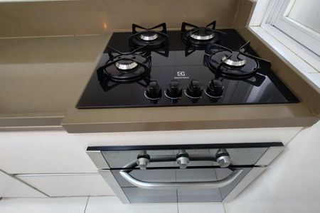 Casa de condomínio para alugar com 200m², 3 quartos e 4 vagasCozinha - Armários