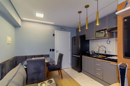 Sala de apartamento para alugar com 2 quartos, 40m² em Vila Tolstoi, São Paulo