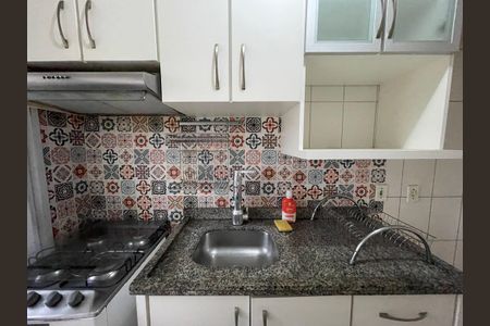 Apartamento à venda com 57m², 2 quartos e 2 vagas Apartamento à venda com 57m², 2 quartos e 2 vagasCozinha