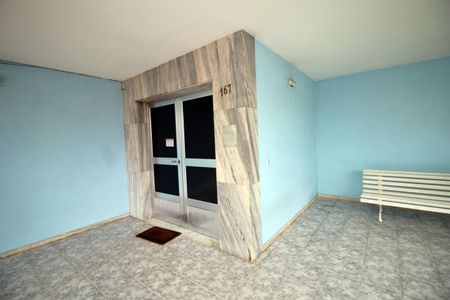 Apartamento à venda com 100m², 3 quartos e 1 vagaFachada e portaria