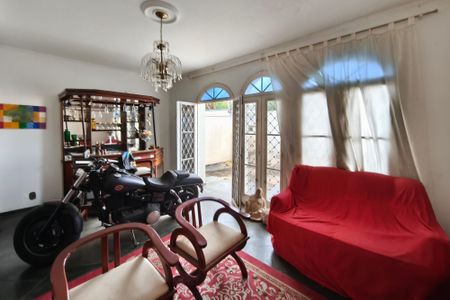 Sala de Estar de casa à venda com 3 quartos, 200m² em Jardim Eulina, Campinas