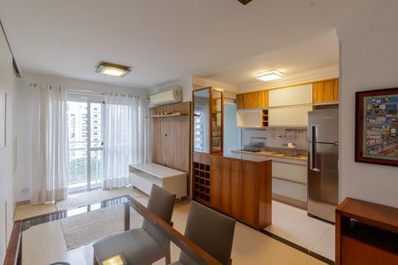 Sala de apartamento para alugar com 1 quarto, 47m² em Indianópolis, São Paulo