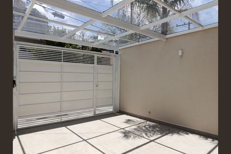 Casa à venda com 150m², 3 quartos e 2 vagas Casa à venda com 150m², 3 quartos e 2 vagasGaragem