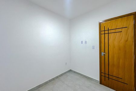 Quarto 1 de apartamento para alugar com 2 quartos, 33m² em Vila Diva (zona Leste), São Paulo