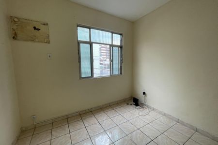 Quarto de casa para alugar com 1 quarto, 70m² em Parque Duque, Duque de Caxias