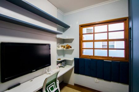 Casa à venda com 250m², 4 quartos e 2 vagasQuarto 2