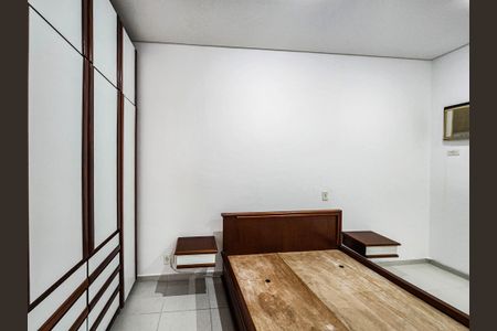 Quarto de apartamento para alugar com 1 quarto, 98m² em Embaré, Santos
