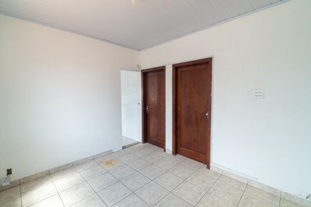 Casa 1 - Sala de casa à venda com 5 quartos, 267m² em Vila Fachini, São Paulo