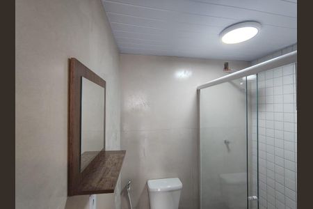 Casa de condomínio para alugar com 45m², 1 quarto e sem vagaBanheiro