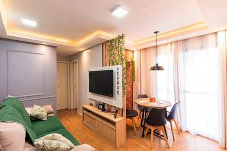 Sala de apartamento à venda com 2 quartos, 48m² em Itaquera, São Paulo