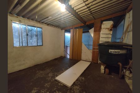 Quintal  de casa para alugar com 2 quartos, 30m² em Vila Brasilina, São Paulo