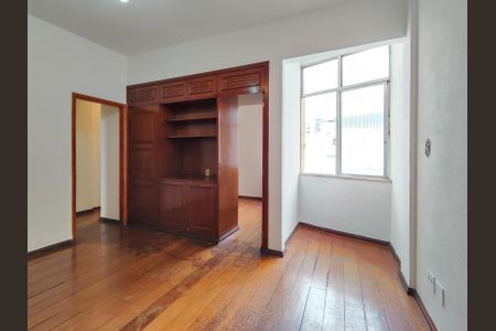 Sala de apartamento para alugar com 2 quartos, 60m² em Grajaú, Rio de Janeiro