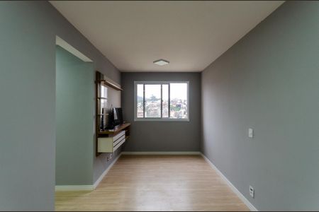 Sala de apartamento para alugar com 2 quartos, 42m² em Vila Zat, São Paulo