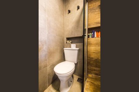 Apartamento à venda com 45m², 1 quarto e 1 vaga Apartamento à venda com 45m², 1 quarto e 1 vagaBanheiro da Suíte