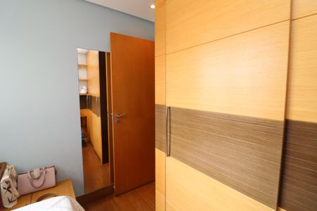 Apartamento à venda com 125m², 3 quartos e 3 vagasQuarto