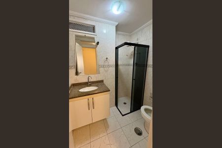 Banheiro de apartamento para alugar com 3 quartos, 110m² em Jardim Chácara Inglesa, São Bernardo do Campo