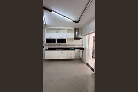 Cozinha de apartamento para alugar com 3 quartos, 110m² em Jardim Chácara Inglesa, São Bernardo do Campo