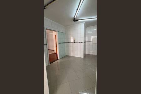 Cozinha de apartamento para alugar com 3 quartos, 110m² em Jardim Chácara Inglesa, São Bernardo do Campo