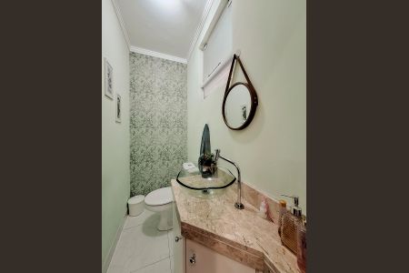 Casa de condomínio à venda com 74m², 2 quartos e 2 vagasLavabo