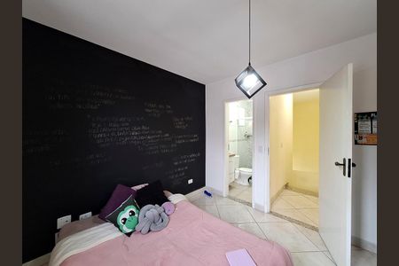 Casa de condomínio à venda com 74m², 2 quartos e 2 vagasQuarto 1