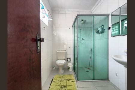 Casa à venda com 160m², 3 quartos e 2 vagasBanheiro da Suíte